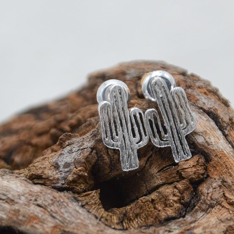 Cactus earrings, silver